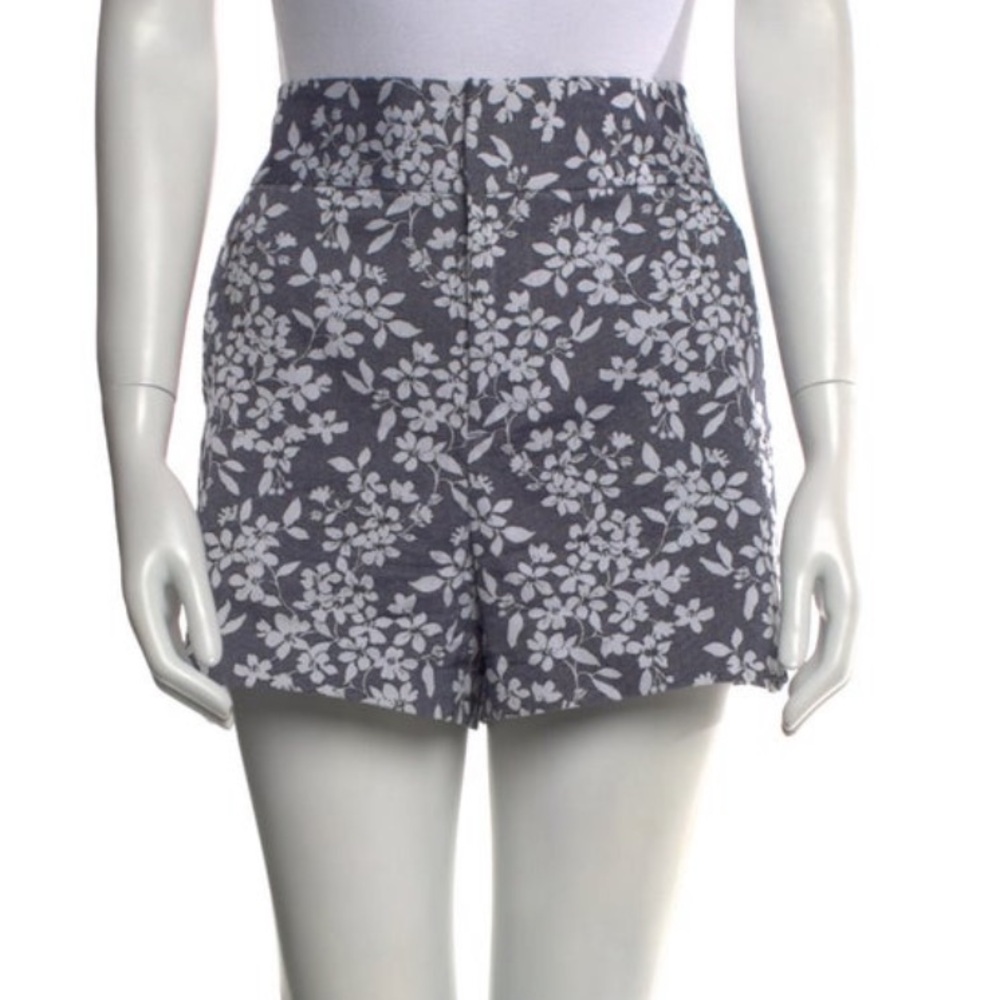 Alice + Olivia Floral Gray Women's Shorts size 8